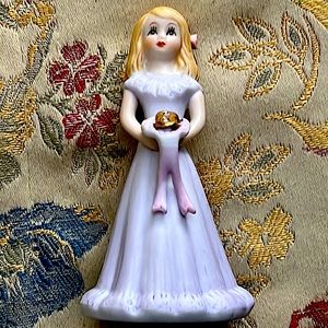 Growing Up Girls Blonde Porcelain Figurine 1981 Vintage NOB